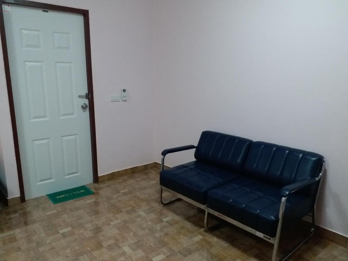 Baan Hin Sai Suay Hotell Nong Sarai Exteriör bild
