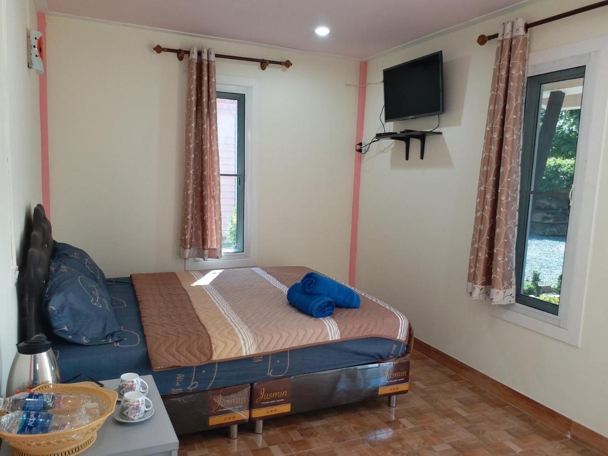 Baan Hin Sai Suay Hotell Nong Sarai Exteriör bild