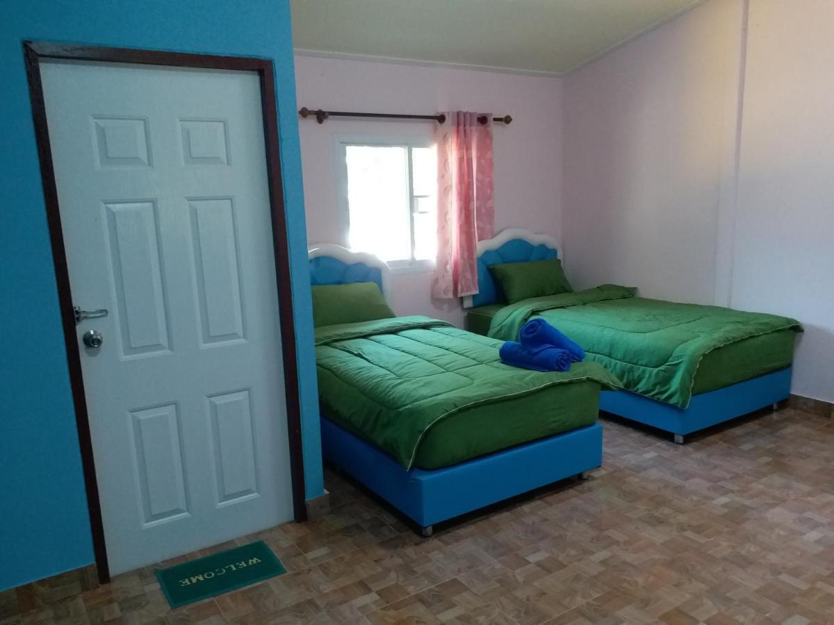 Baan Hin Sai Suay Hotell Nong Sarai Exteriör bild