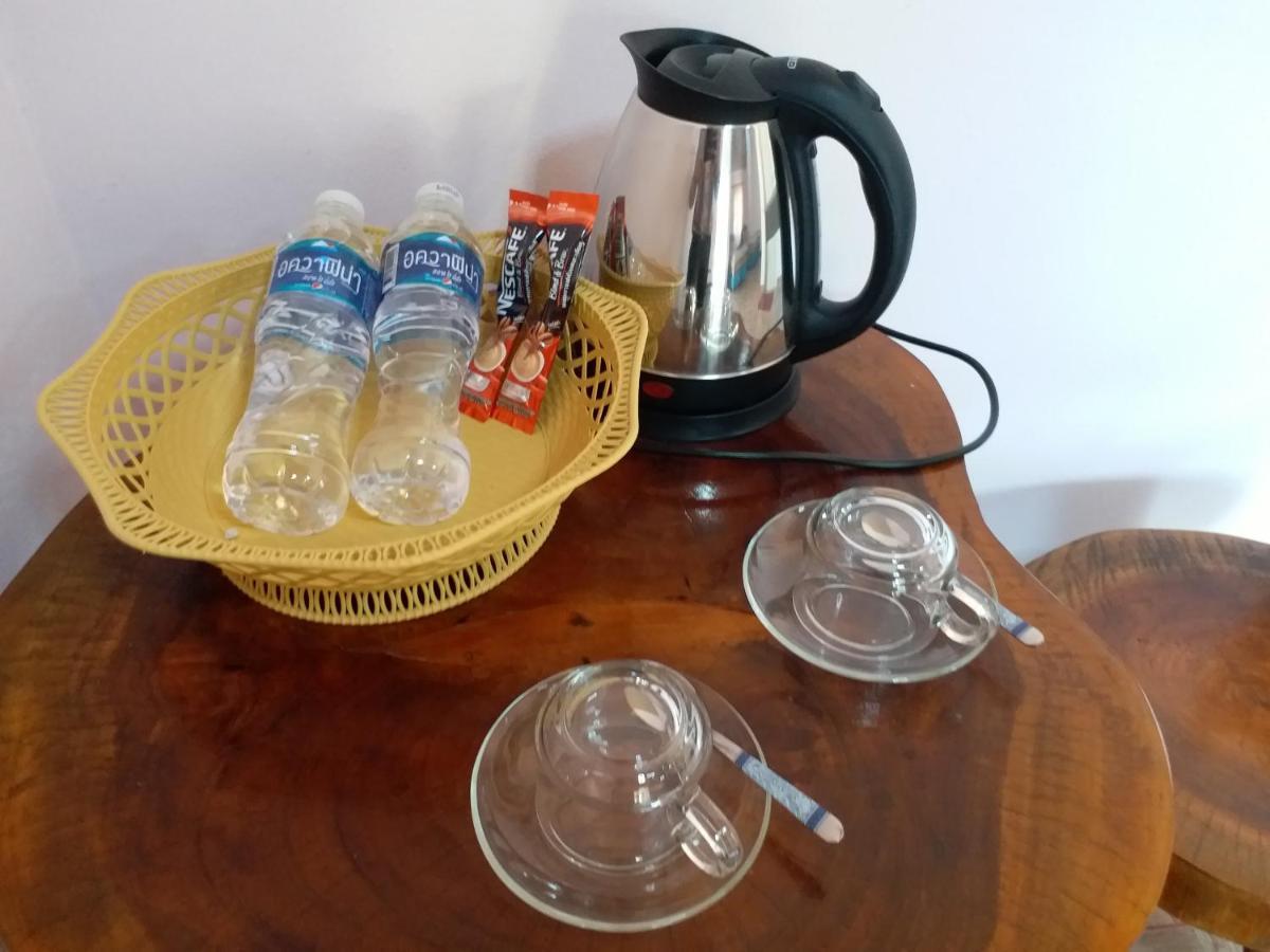 Baan Hin Sai Suay Hotell Nong Sarai Exteriör bild